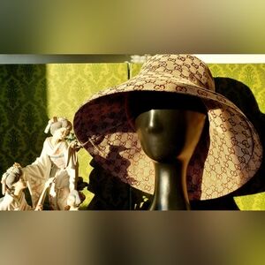 Gucci GG Beige Canvas Denim Monogram Jacquard Large Wide Brim Beach Bucket Hat
